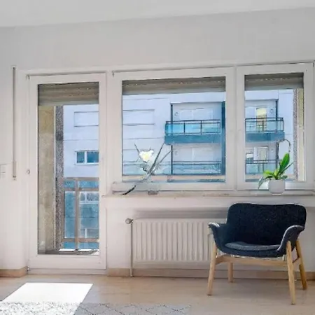 Large 3 Bedrooms Flat In Center With Parking And Terrace-kirchberg F *